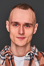 Некрасов Роман