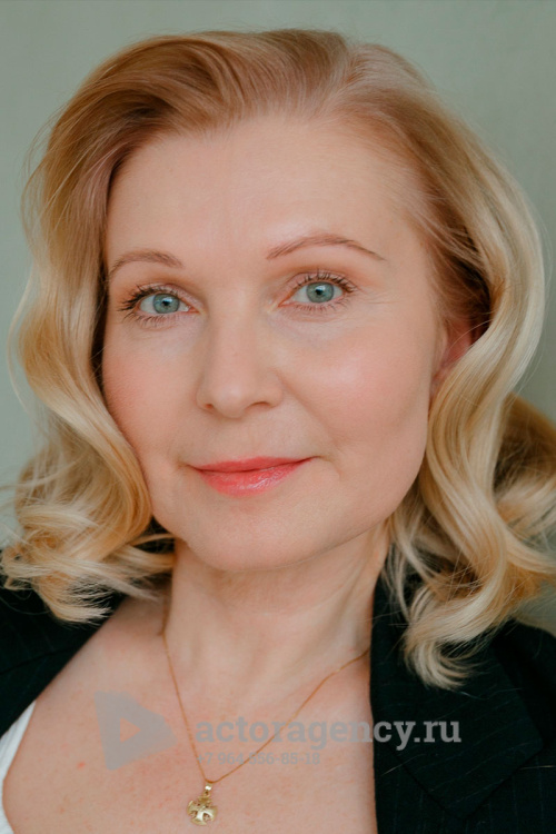 Яблочная Елена