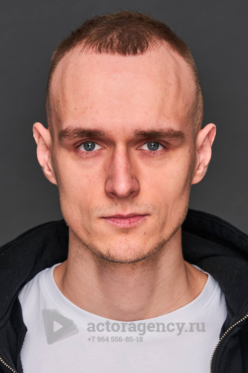 Некрасов Роман