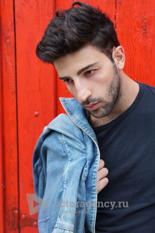 Сароян Ваган