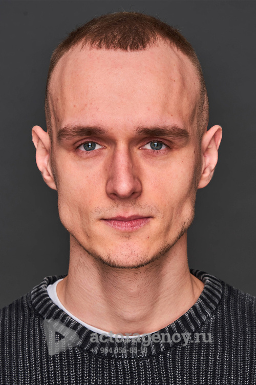 Некрасов Роман